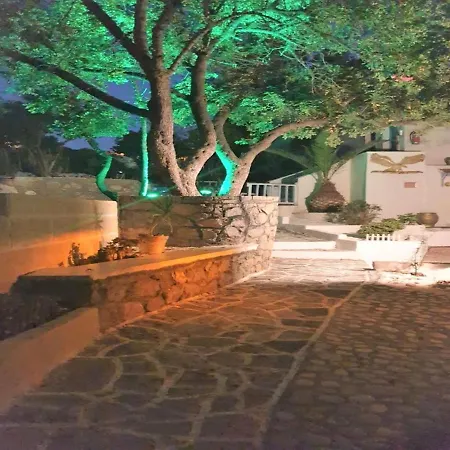 Executive Junior With Balcony Full View 아파트