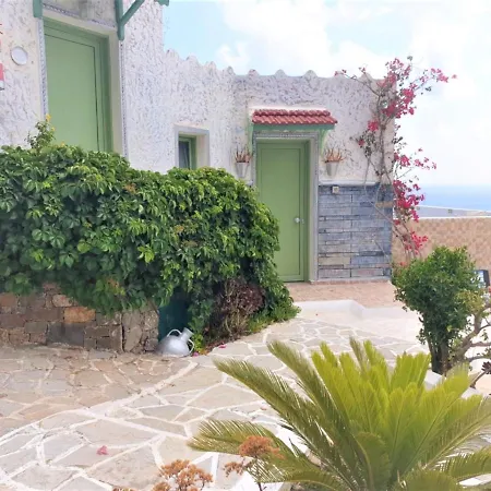 Executive Junior With Balcony Full View Appartement *